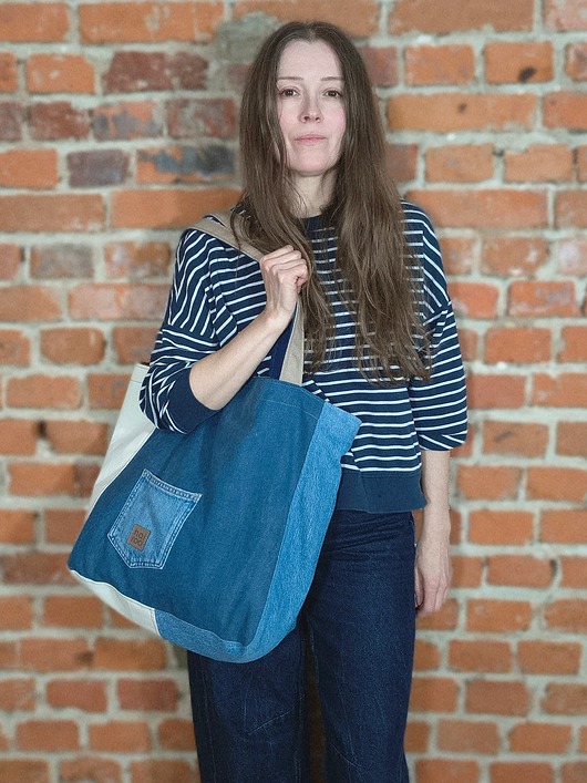 torby na ramię Lazy bag torba niebieska z jeansem no waste