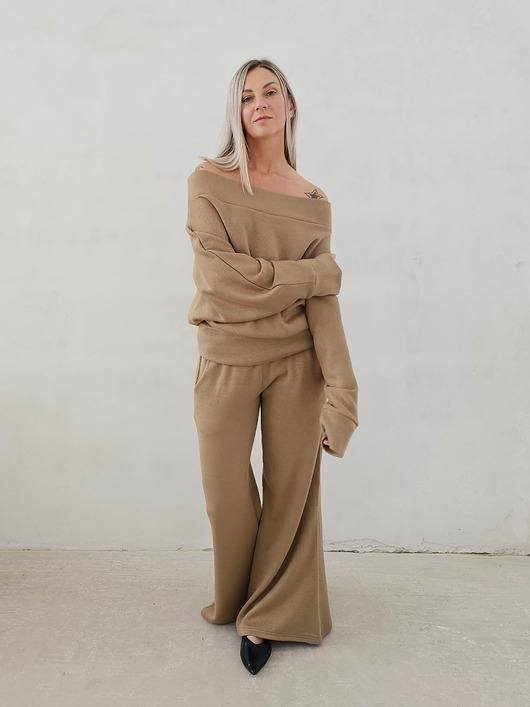 komplety damskie Bellita dzianinowy komplet dzwony i bluzka opadające ramię mocha