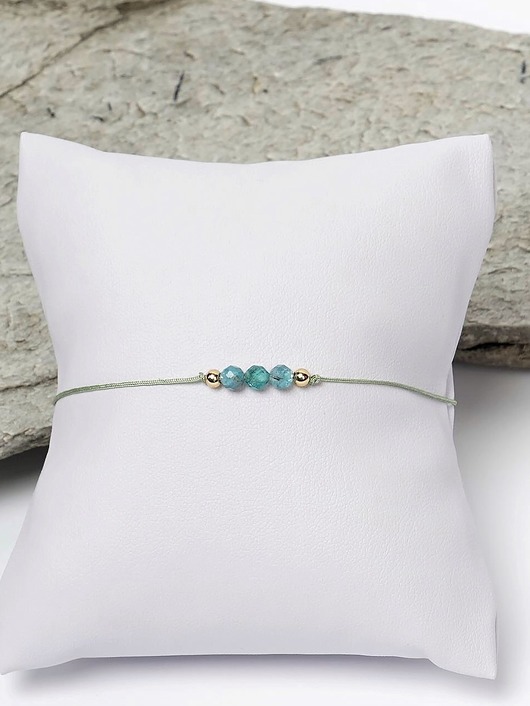 Bransoletka na sznurku z apatytem Gleeme Jewellery