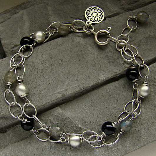 bransoletki z kamieni naturalnych Onyks i labradoryt - bransoletka