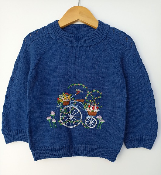 swetry dla dziewczynki Sweter z haftem