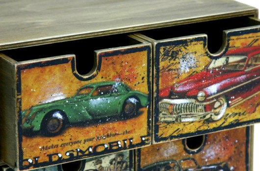 Komódka retro car Ilona Matuszewska