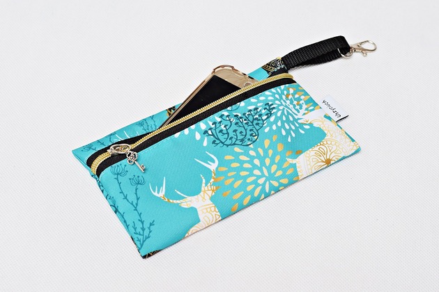 etui na telefon Etui na telefon na klucze etui do torebki renifer