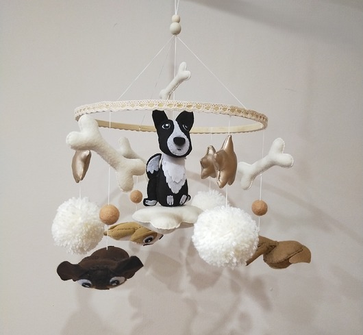 karuzele i girlandy do łóżeczka Karuzela handmade z psiakami , dekoracja do pokoju dziecięcego