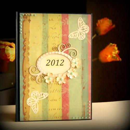 Stylowy Kalendarz na 2012 rok - na prezent Z Papieru Tworzone