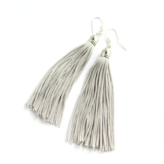 kolczyki chwosty Srebrzyste kolczyki chwosty frędzle