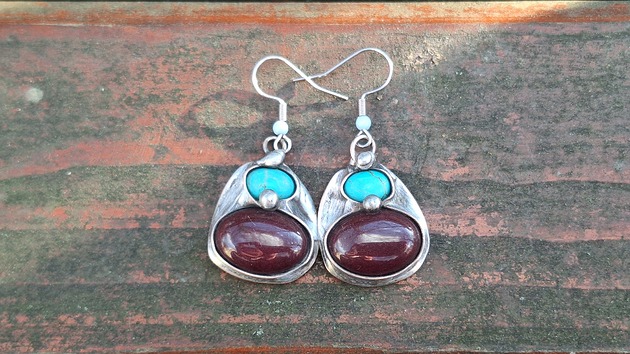 kolczyki z kamieniami Kolczyki Żałosne zapewnienia