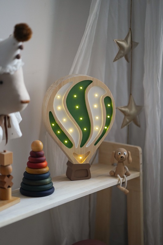 lampy do pokoju dziecka Drewniana lampka Balon Zielony