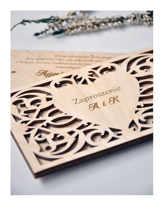 zaproszenia i kartki na ślub Ażurowe drewniane zaproszenie ślubne