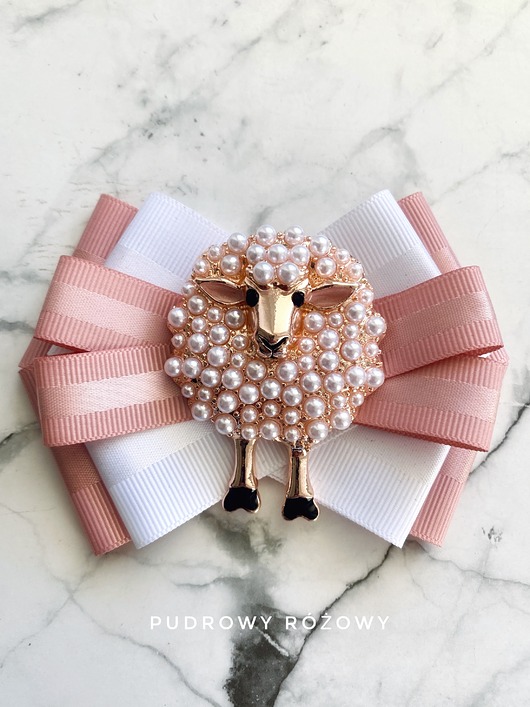 broszki Brosza z niesamowitą Owieczka z perełek New