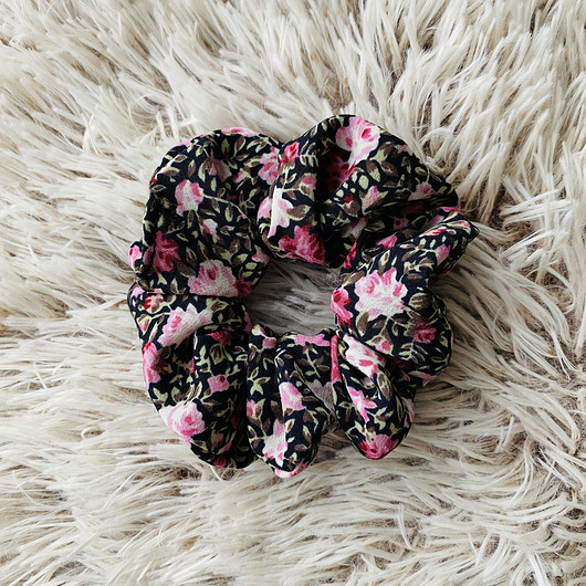 Gumka do włosów scrunchie drobne kwiatuszki Nandi
