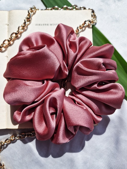 gumki do włosów Scrunchie  Rose Kiss XL - gumka do włosów satynowa różowa