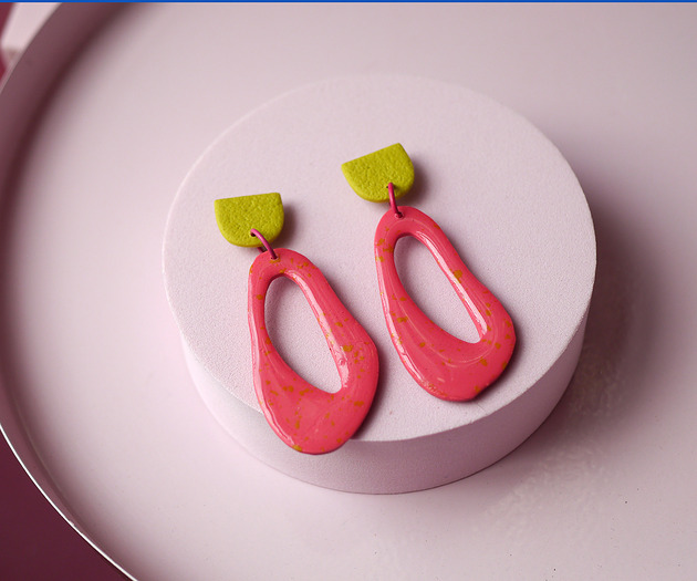 kolczyki z masy plastycznej Lekkie kolczyki z glinek i żywicy