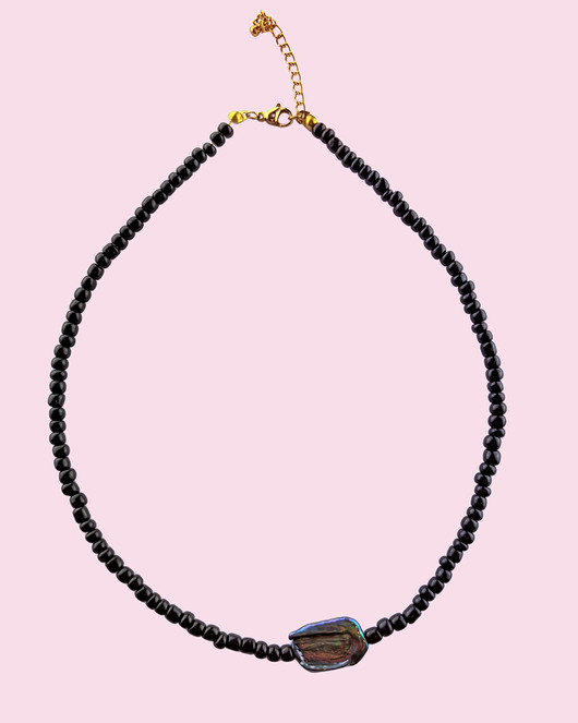 chokery Naszyjnik z perłą barokową czarną - koraliki szklane