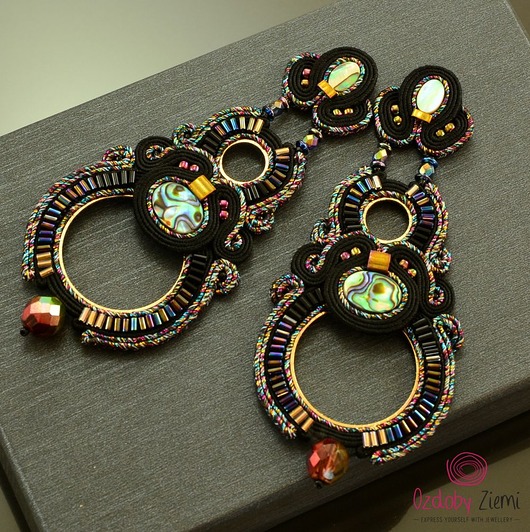 kolczyki soutache Bardzo długie czarno tęczowe kolczyki sutasz