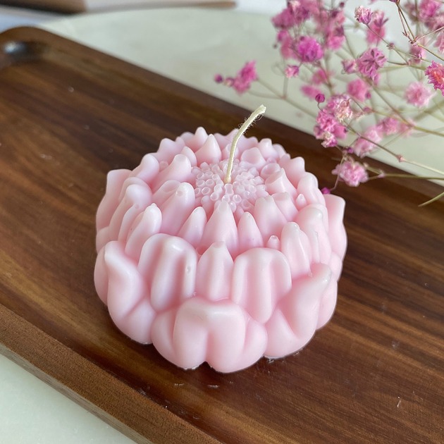 świeczniki i świece Świeca sojowa dekoracyjna "Flower" 55x35mm różowa