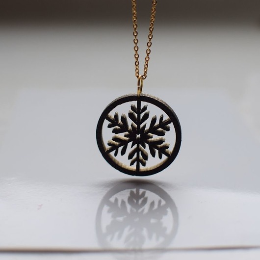 Śnieżynka naszyjnik na Święta iziartwear