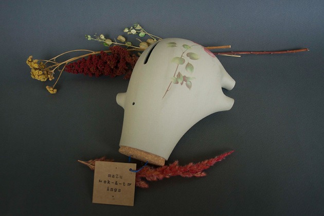 figurki i rzeźby Świnka Skarbonka PiggyB seria RETRO oliwkowa