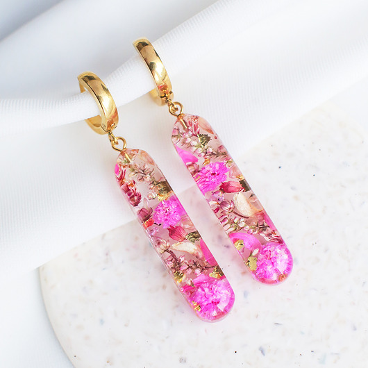 kolczyki z żywicy Kolczyki z kompozycją kwiatową