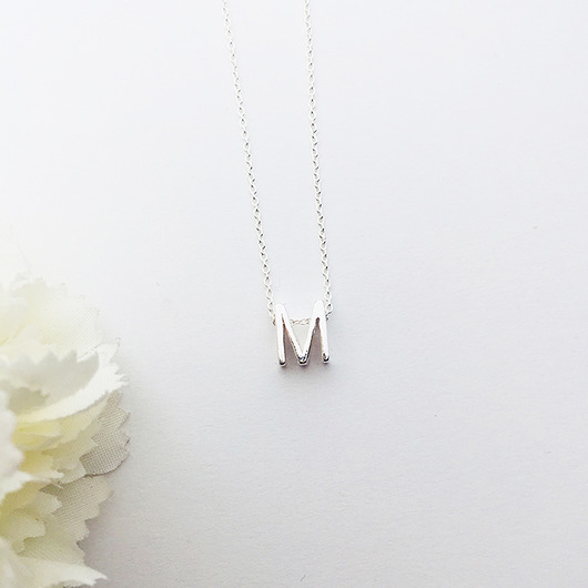 naszyjnik z literką,  initial necklace Anemon Atelier