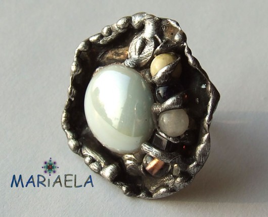 &quot;GRZECHY I CUDA&quot; PERLE MARIAELA
