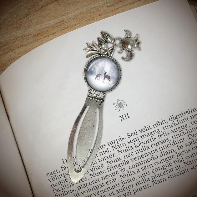 zakładki do książek Zakładka do książki - Sarenki - lilia