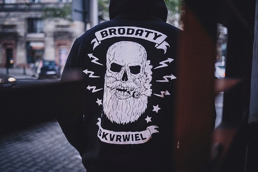 bluzy męskie Bluza BRODATY SKRVIEL