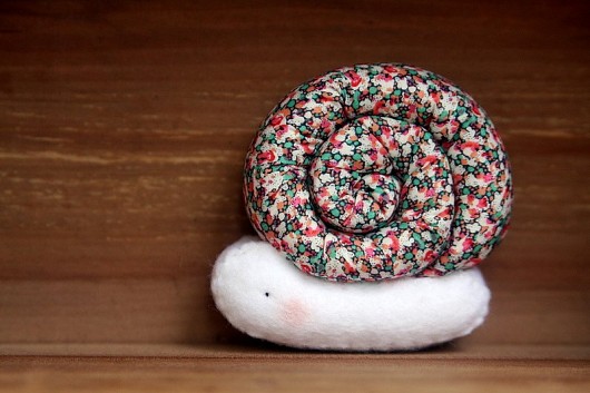 Broszka ślimaczek made by agah