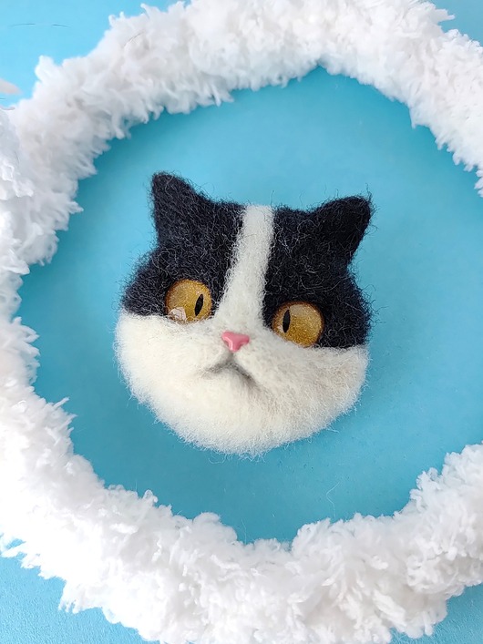 broszki Broszka filcowana Uroczy kotek