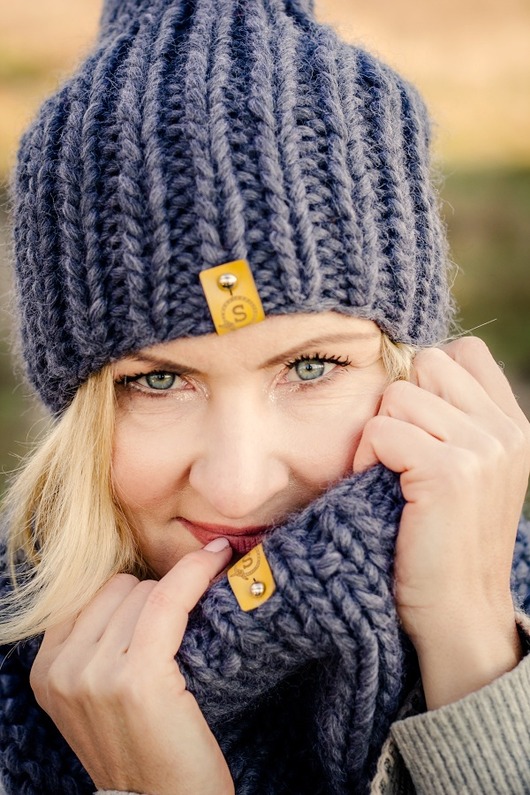 czapki damskie Wełniana czapka i komin WOOLY komplet zimowy grafitowy