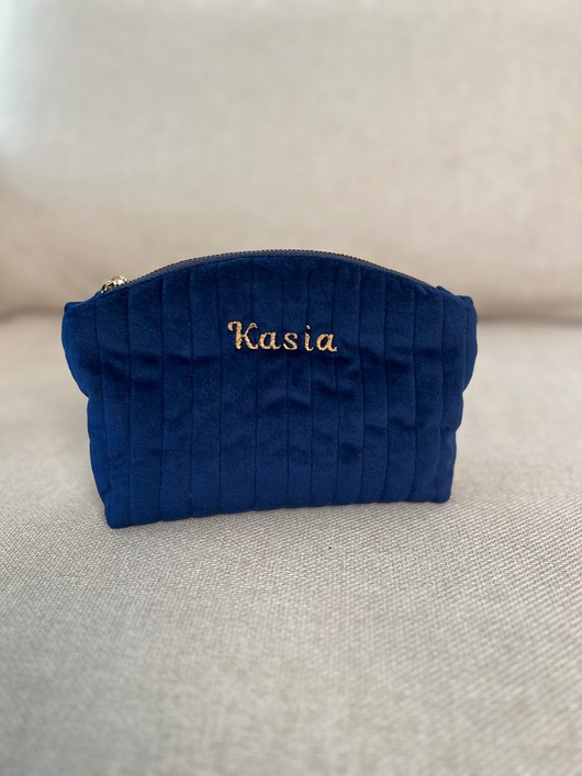 kosmetyczki Kosmetyczka personalizowana imieniem welurowa granatowa