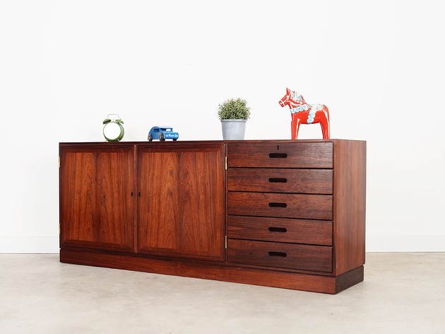komody i szafki Komoda palisandrowa, duński design, lata 70, projektant: Kai Winding