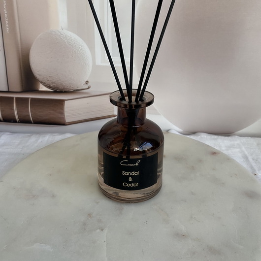 świeczniki i świece Sandal & Cedar- dyfuzor zapachowy 100ml (dostępne inne zapachy)