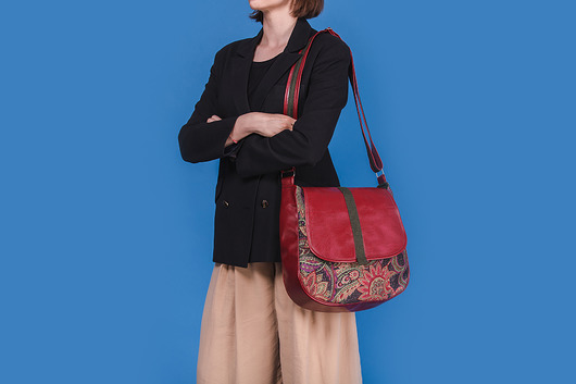torby na ramię SASHKA - torebka na ramię - czerwień i kwiaty