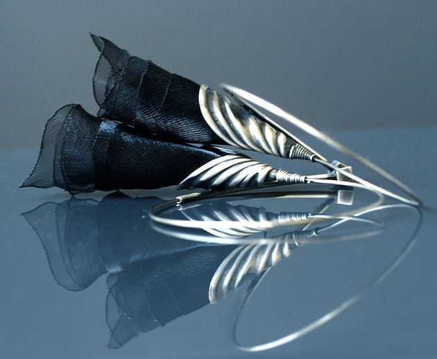 kolczyki wire wrapping Odjazdowe czarne kolczyki koła