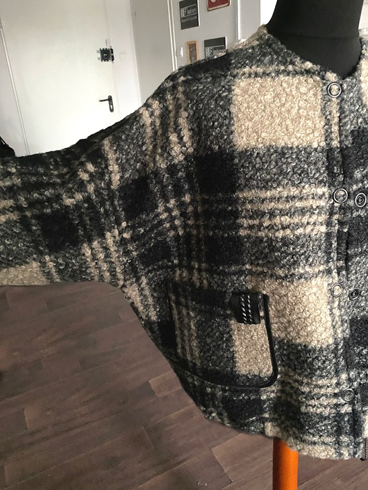 kurtki damskie Kurtka bucle w kratę