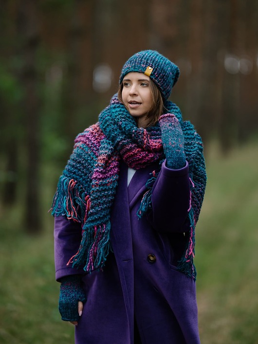 szale damskie Duży szal MAXCOLOR szalik handmade " kosmiczne energie"