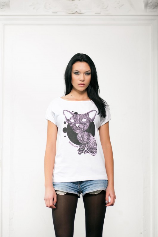 Biały T-shirt z nadrukiem drunklegends