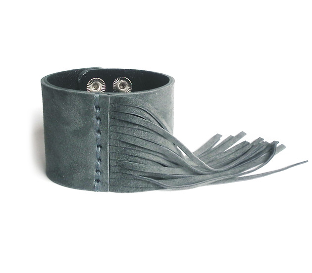 Bransoleta skórzana fringe denim szary Mikashka