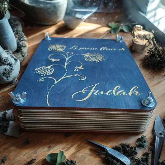 zabawki - inne Praska/ zielnik do suszenia kwiatów