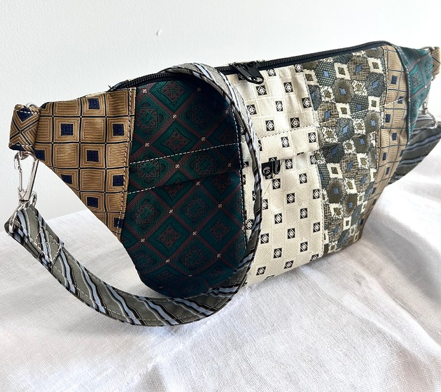 saszetka nerka Nerka patchworkowa złoty zielony butelkowy