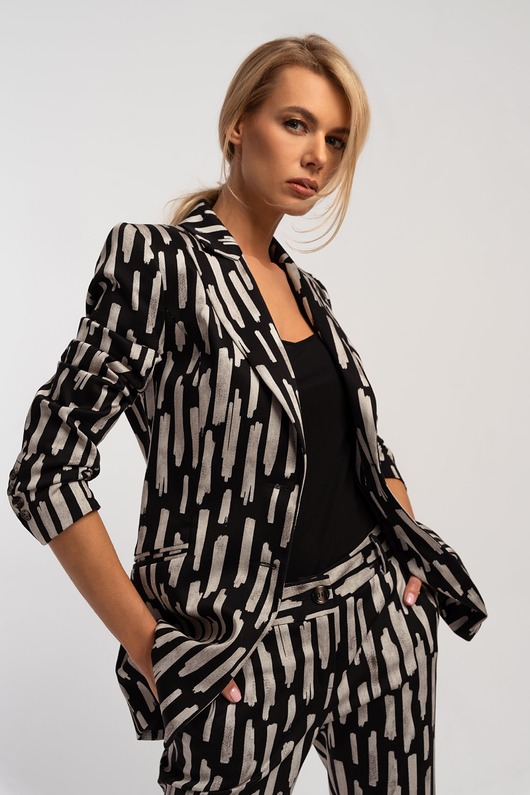 marynarki damskie PLUM - wzorzysta marynarka damska