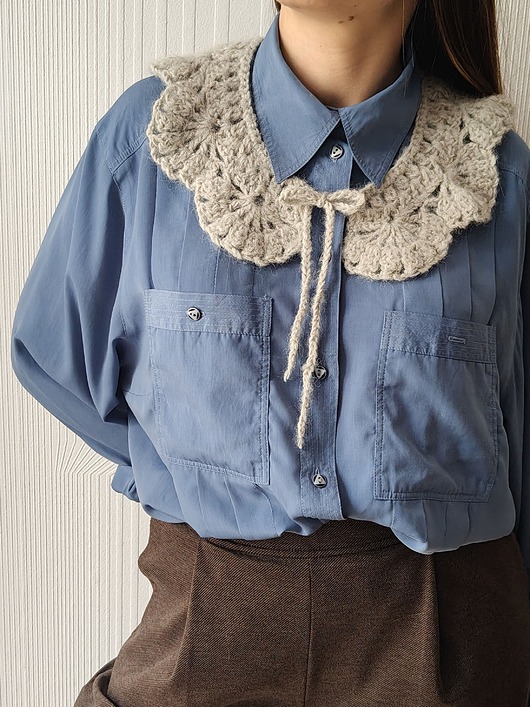 Akcesoria pozostałe Szary szydełkowy kołnierzyk