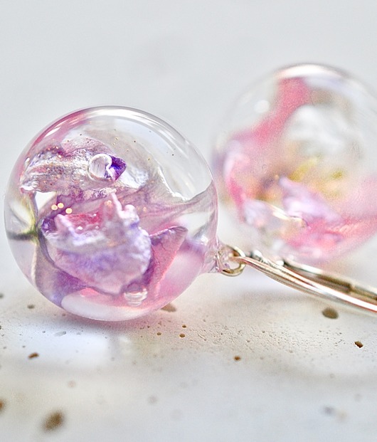 Różowe kolczyki srebrne z polnym kwiatkiem Grol Jewellery