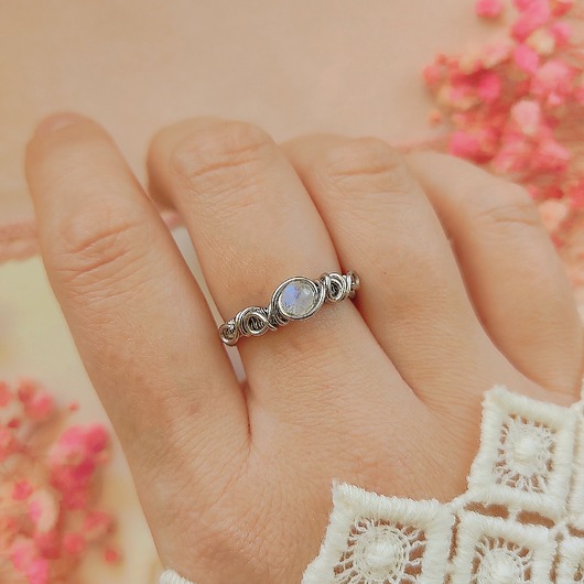 pierścionki srebrne Pierścionek Kamień Księżycowy regulowany stal chirurgiczna handmade