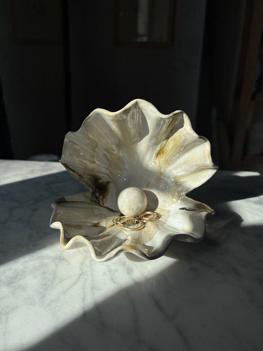 pojemniki na biżuterię Elegancka ceramiczna muszla na toaletkę