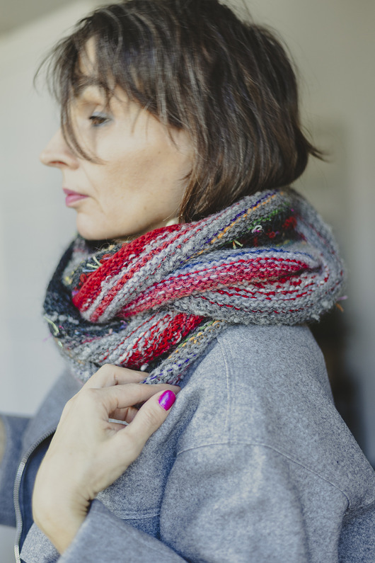 szale damskie Komin/opatulacz szaro bordowy100% wełna