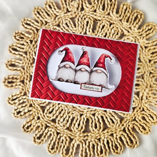 kartki świąteczne Kartka bożonarodzeniowa z gnomami na dystansie