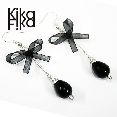 czarne krople Kika Fika