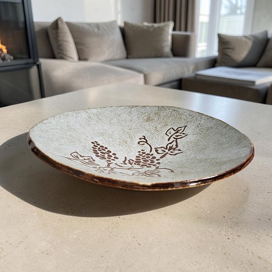 patery i talerze Ceramiczna patera z winoroślą